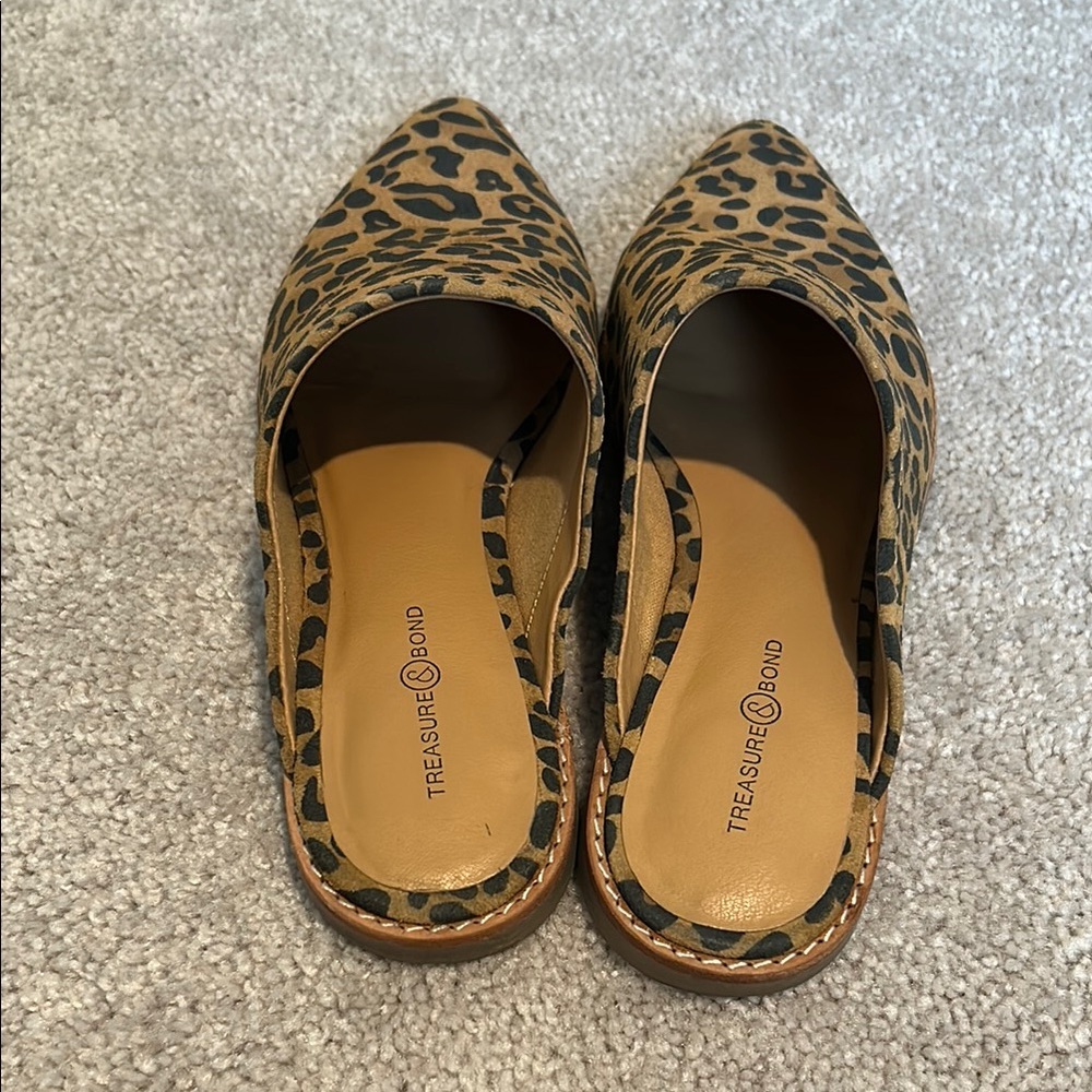 Treasure & Bond Leopard Print Women's Mules - Picture 2 of 2